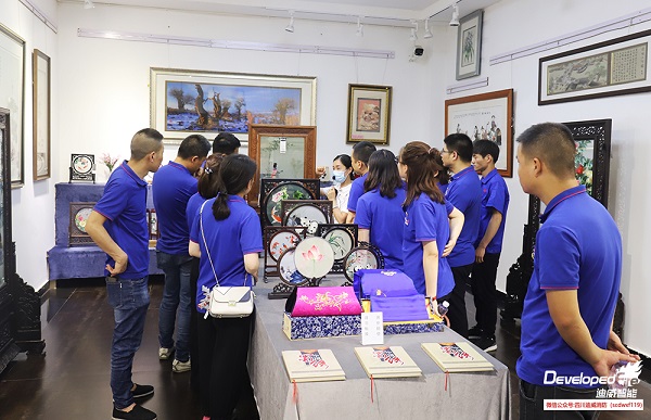 ʱ´úÐÂÕ÷³Ì ¹²ÖþÖйúÃÎ